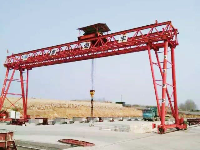 路橋起重機(jī)(提梁機(jī))